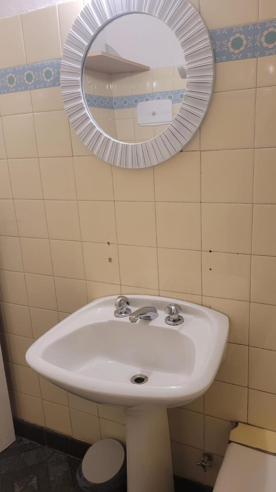 Apartment Canada *